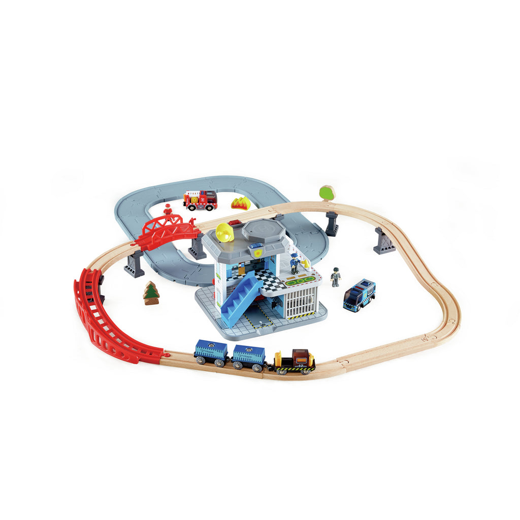 Hape - Emergency Services Headquarters. Trains