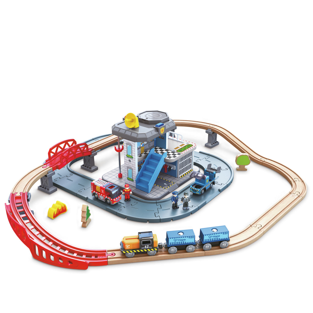 Hape - Emergency Services Headquarters. Trains
